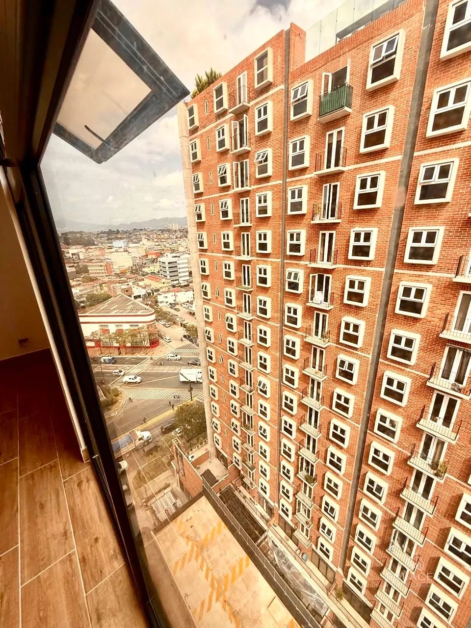 Zona 4 • Apartamento en Venta • Edificio Modra II — Apartamento en Venta en Modra II, Zona 4, Guatemala, Ciudad — foto 12 de 13