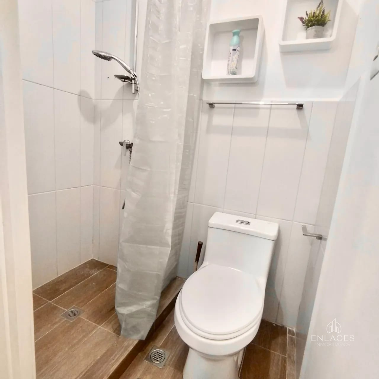 Zona 13 • Apartamento Amueblado y Equipado en Venta • Edificio Narama — Apartamento en Venta en Narama, Zona 13, Guatemala, Ciudad — foto 10 de 10