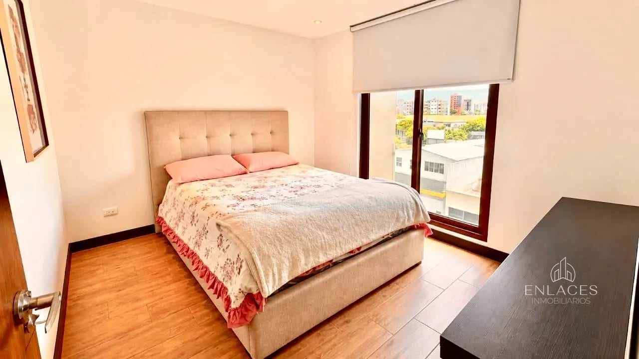 Zona 10 • Apartamento en Venta • Edificio Marqués de Oakland — Apartamento en Venta en Marques de Oakland, Zona 10, Guatemala, Ciudad — foto 8 de 11