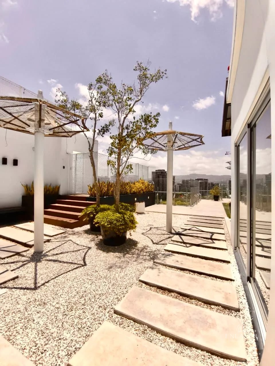 Zona 13 • Apartamento Amueblado en Venta • Edificio Narama — Apartamento en Venta en Narama, Zona 13, Guatemala, Ciudad — foto 14 de 16