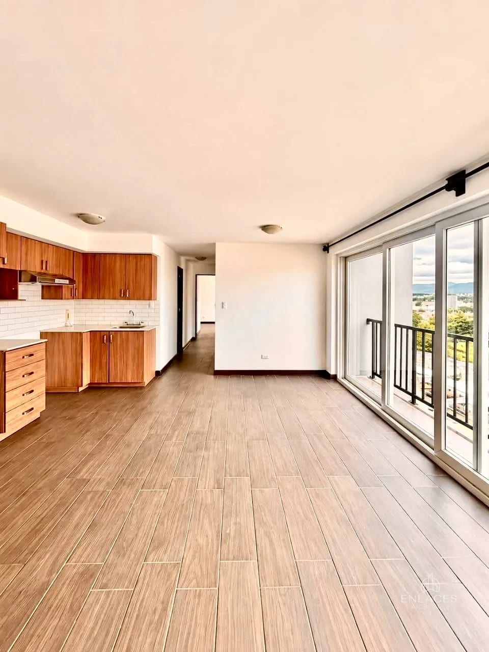 Zona 4 de Mixco • Apartamento en Renta • Edificio Treo — Apartamento en Alquiler en Zona 4 Mixco, Guatemala, Ciudad — foto 1 de 10