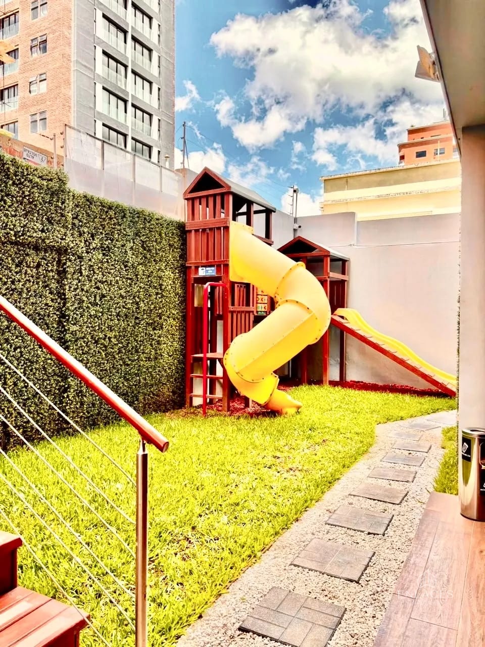 Zona 10 • Apartamento Amueblado en Venta • Edificio VIVALT — Apartamento en Venta en Vivalt, Zona 10, Guatemala, Ciudad — foto 10 de 10