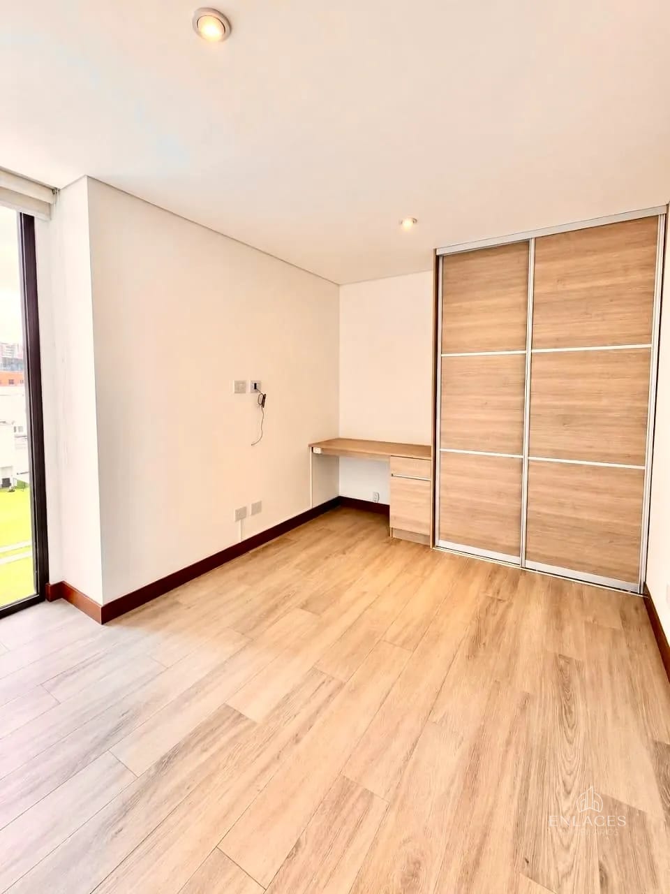 Zona 10 • Apartamento en Venta • Edificio Reserva 10 — Apartamento en Venta en Reserva Diez, Zona 10, Guatemala, Ciudad — foto 11 de 14