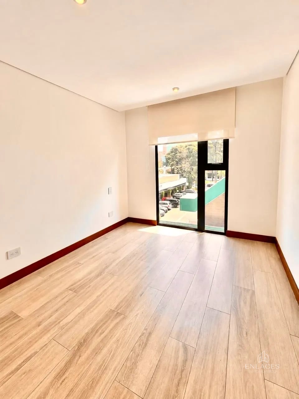 Zona 10 • Apartamento en Venta • Edificio Reserva 10 — Apartamento en Venta en Reserva Diez, Zona 10, Guatemala, Ciudad — foto 13 de 14