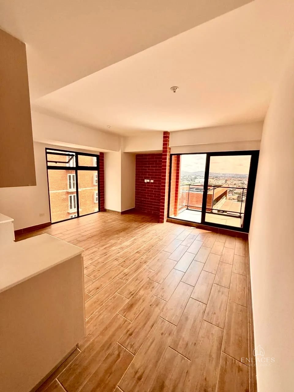 Zona 4 • Apartamento en Venta • Edificio Modra II — Apartamento en Venta en Modra II, Zona 4, Guatemala, Ciudad — foto 2 de 14