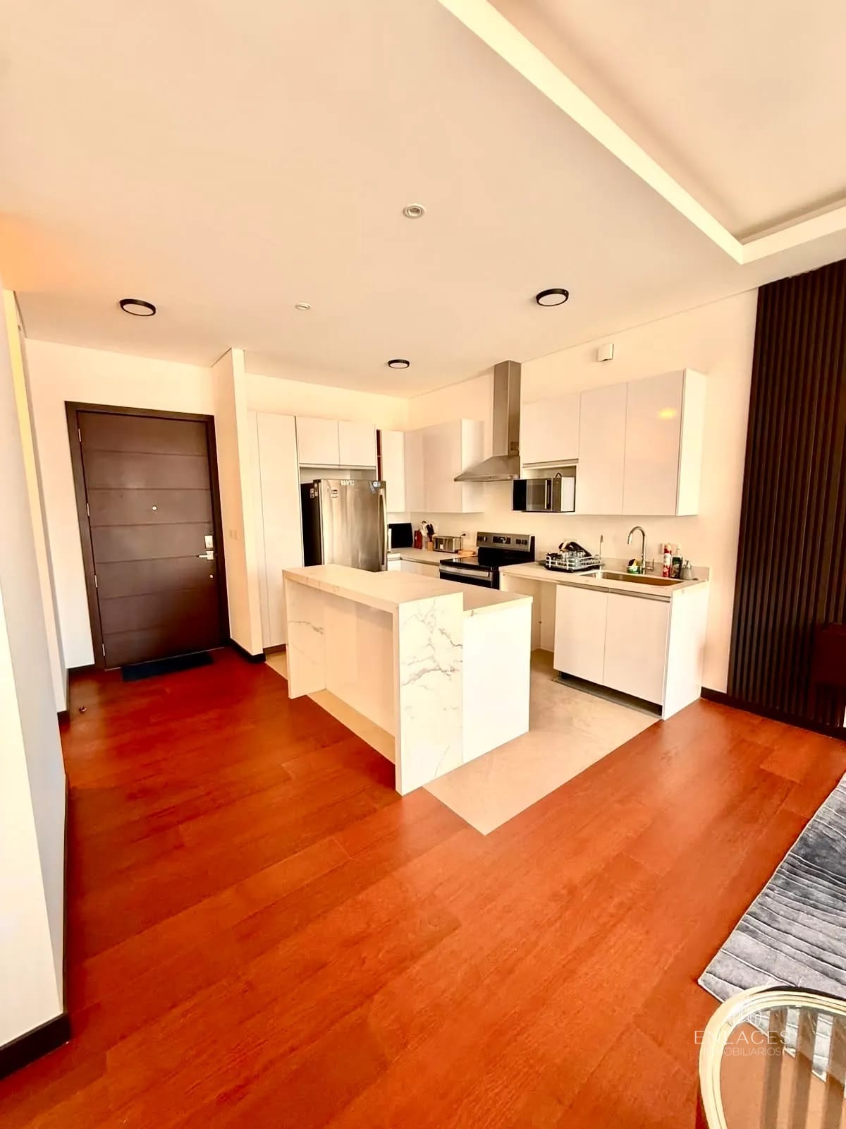 Zona 16 • Apartamento en Renta/Venta • Edificio Nogales de Cayalá — Apartamento en Alquiler en Nogales de Cayalá, Zona 16, Guatemala, Ciudad — foto 1 de 15