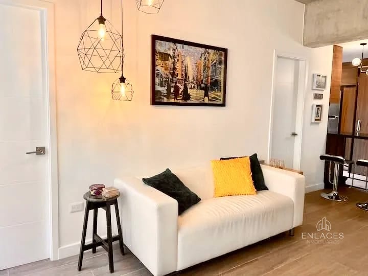 Zona 4 • Apartamento Amueblado en Renta • Edificio Granat — Apartamento en Alquiler en Granat, Zona 4, Guatemala, Ciudad — foto 4 de 11