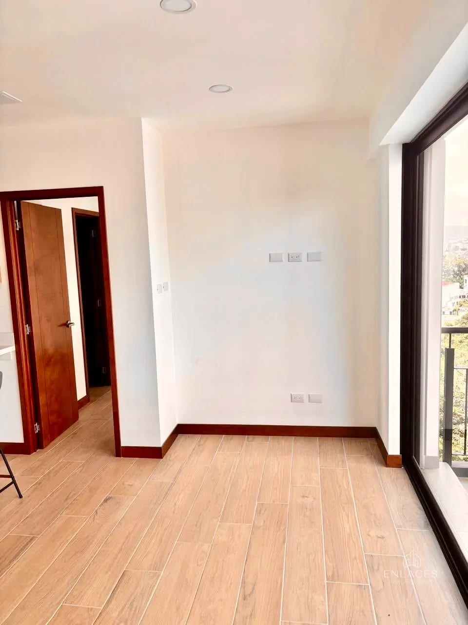 Zona 16 • Apartamento Nuevo en Renta • Edificio Vilabosque 34 — Apartamento en Alquiler en Kanajuyú, Zona 16, Guatemala, Ciudad — foto 6 de 12
