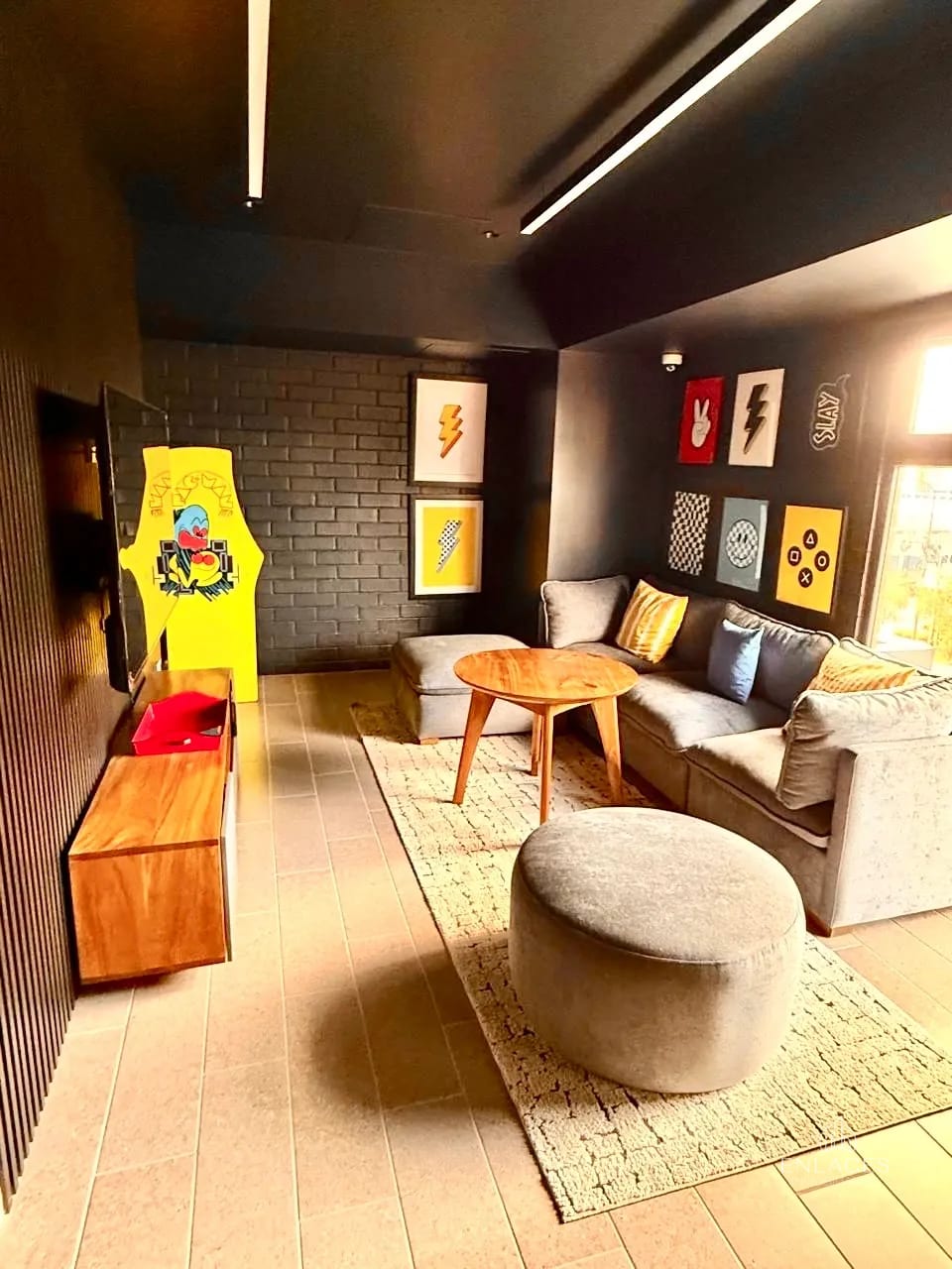 Zona 4 • Apartamento Amueblado en Renta • Edificio Modra — Apartamento en Alquiler en Modra, Zona 4, Guatemala, Ciudad — foto 9 de 13