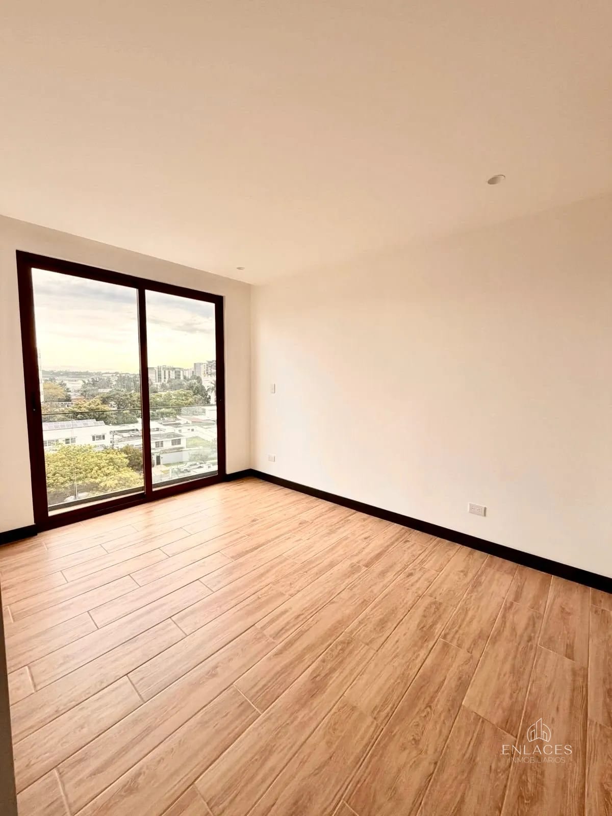 Zona 13 • Apartamento en Venta • Abitare Américas • 2 habitaciones — Apartamento en Venta en Zona 13, Guatemala, Ciudad — foto 11 de 14