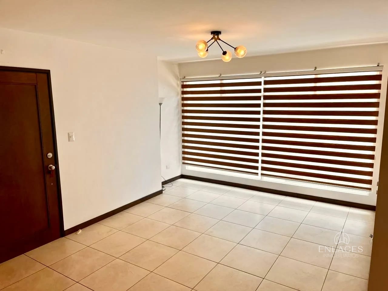 Zona 7 • Apartamento en Renta • Edificio Pórtico — Apartamento en Alquiler en Zona 7, Guatemala, Ciudad — foto 6 de 15