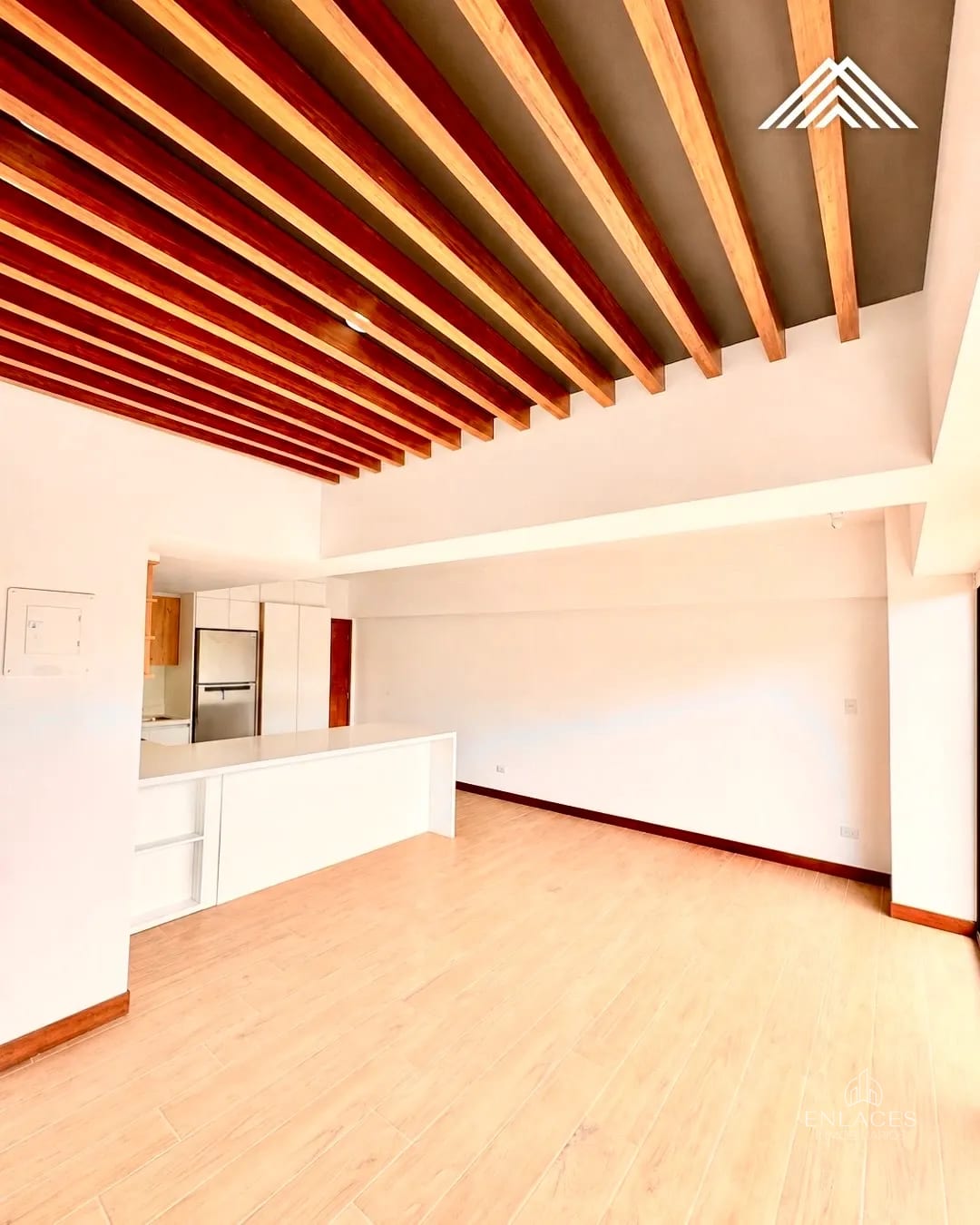 Zona 16 • Apartamento en Venta • Edificio Vila Bosque 34 — Apartamento en Venta en Zona 16, Guatemala, Ciudad — foto 3 de 11