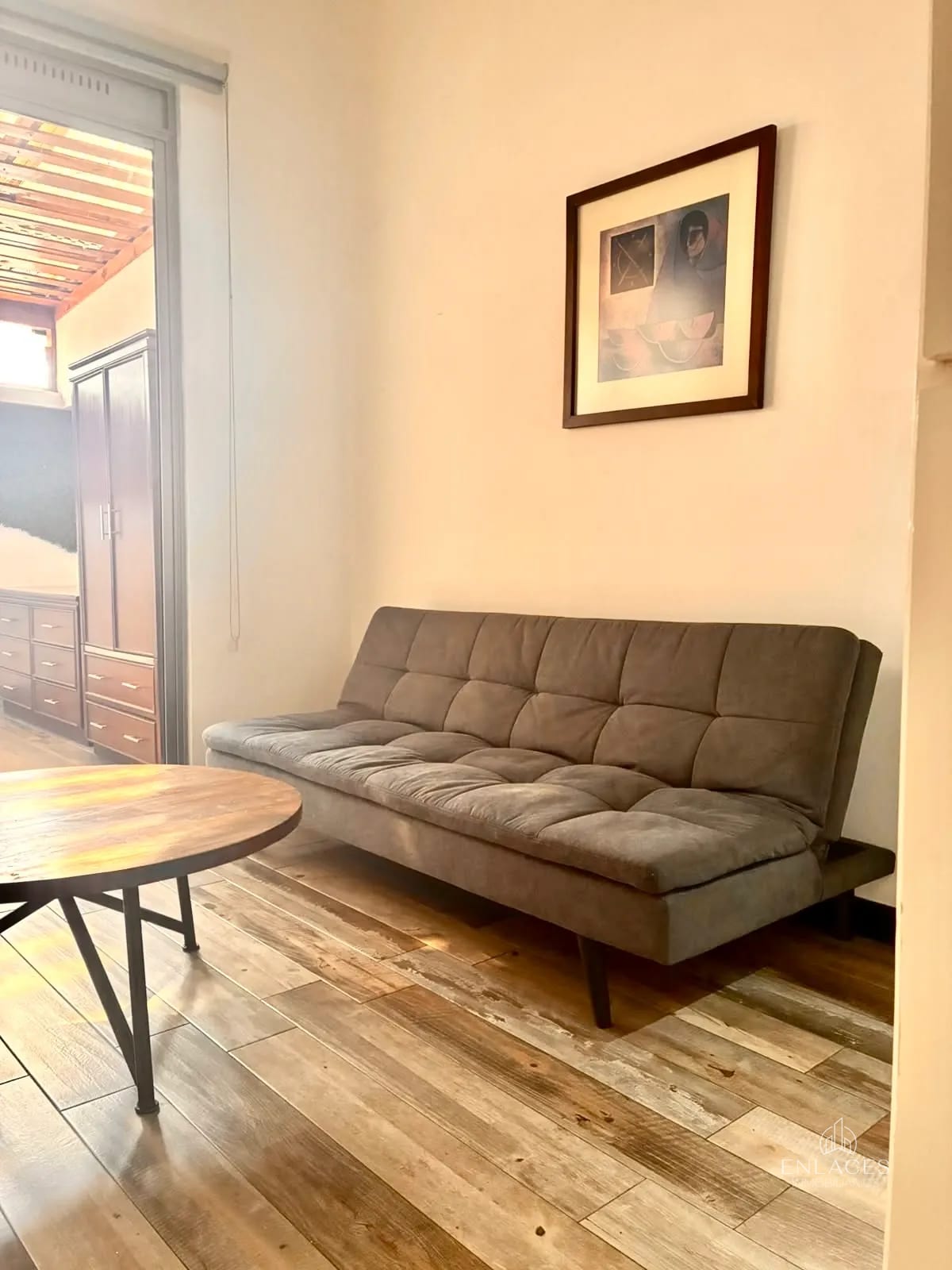 Zona 15 • Apartamento Amueblado Tipo Loft en Renta • Edificio Adamant — Apartamento en Alquiler en Adamant, Zona 15, Guatemala, Ciudad — foto 6 de 17