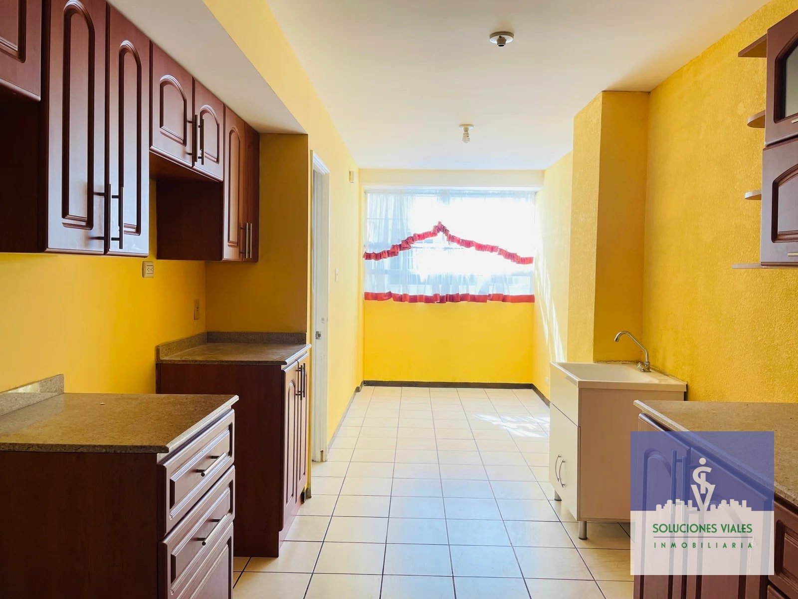 ALQUILO APARTAMENTO EN VILLAS DE SAN ISIDRO, ZONA 16 - 4