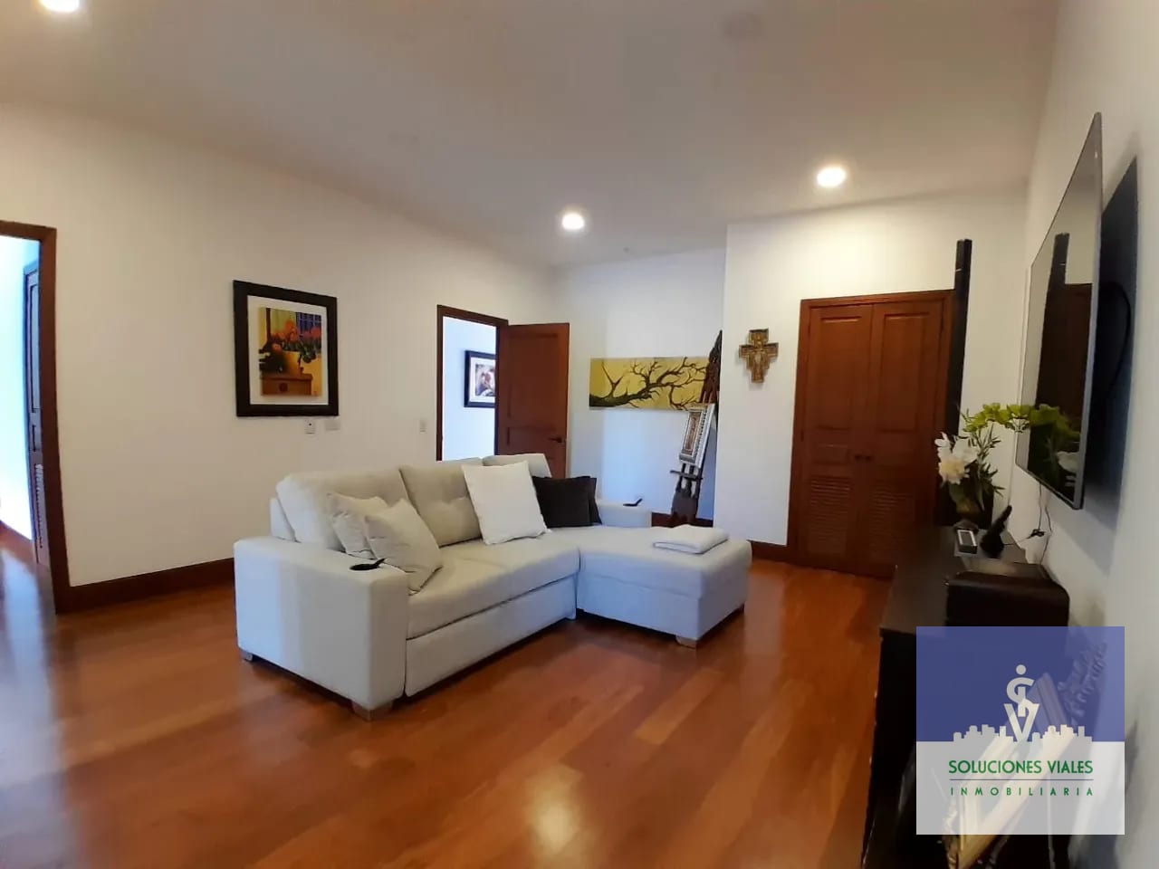 AMPLIO Y MODERNO APARTAMENTO DE 210m² EN VENTA, ZONA 15 — Apartamento en Venta en Zona 15, Guatemala, Ciudad — foto 4 de 7
