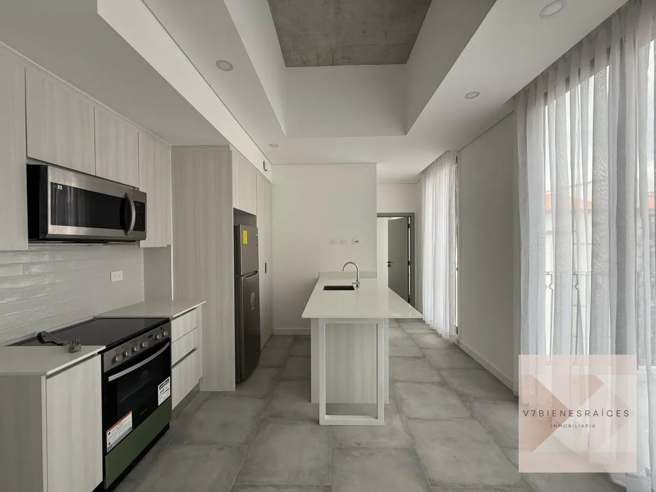 Apartamento en Área Exclusiva Cayalá — Apartamento en Alquiler en Antares de Cayalá, Zona 16, Guatemala, Ciudad — foto 2 de 8
