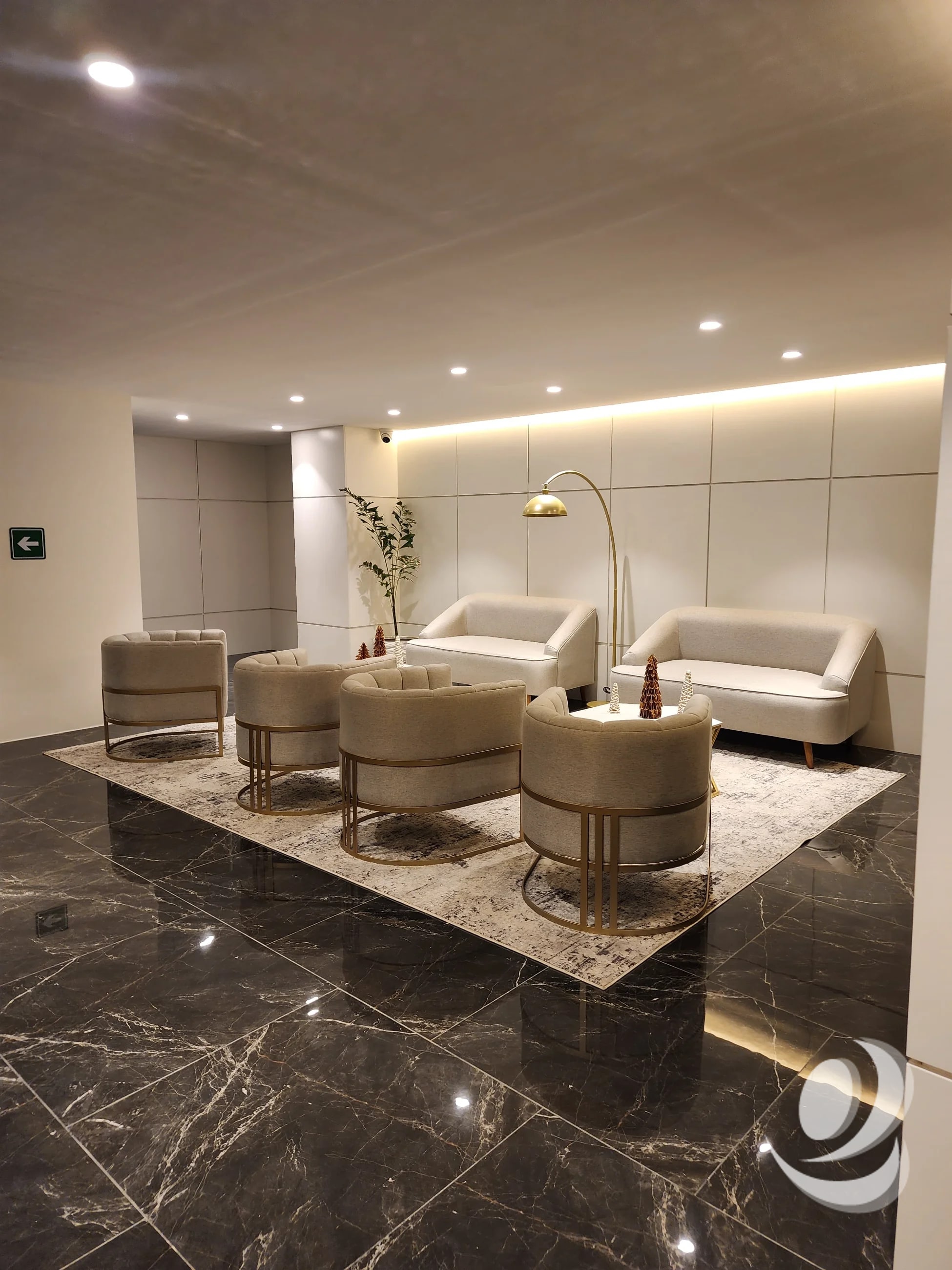 Venta de Apartamento en NUEVO Edificio de Lujos en zona 11. - 2