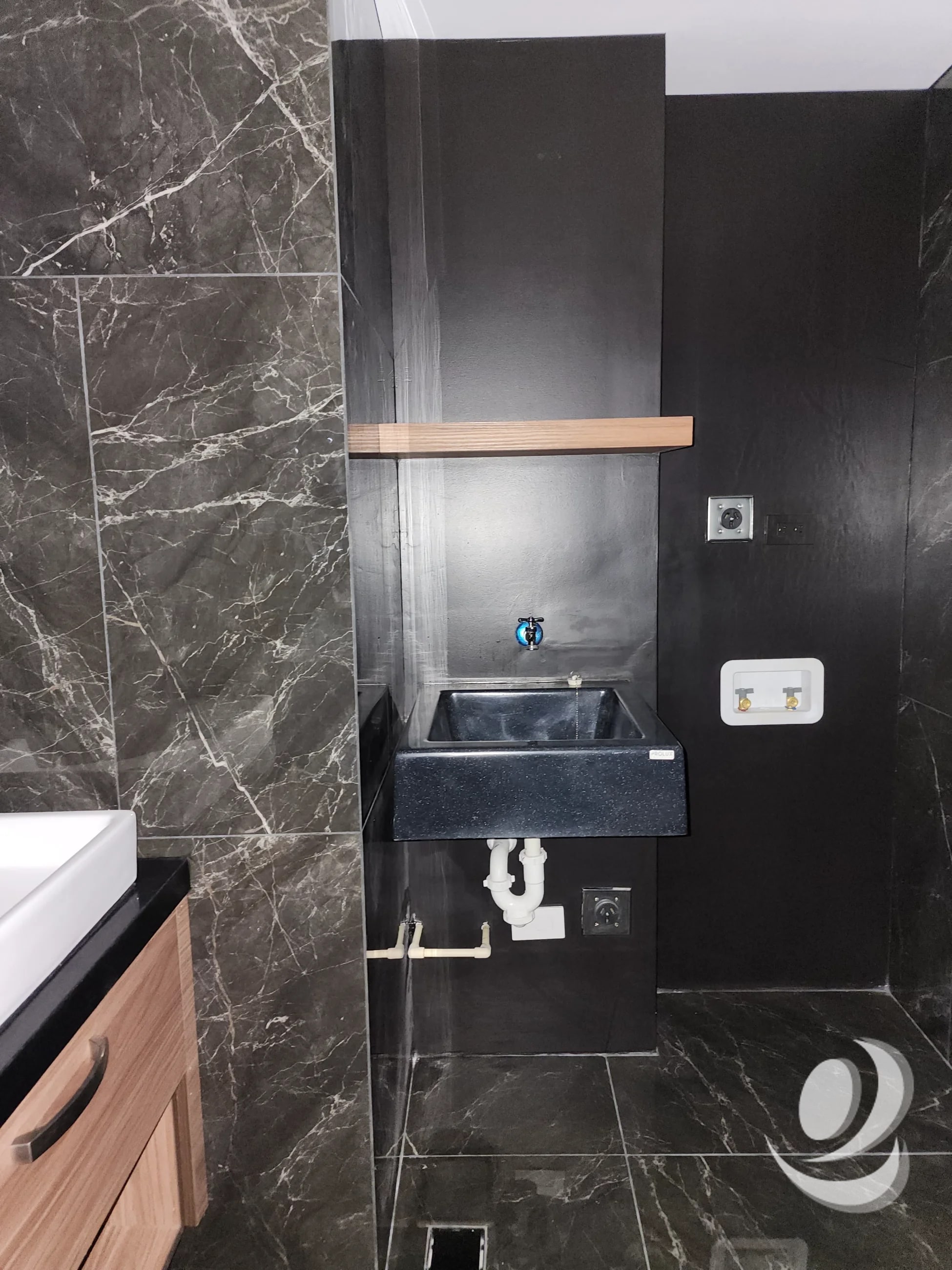 Venta de Apartamento en NUEVO Edificio de Lujos en zona 11. - 9