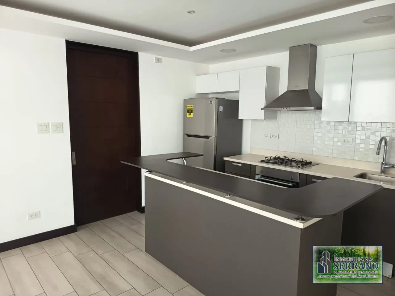 En Renta de Exclusivo Apartamento | Edificio, Zona 15 Dentro de Garita — Apartamento en Alquiler en LIV, Zona 15, Guatemala, Ciudad — foto 15 de 17