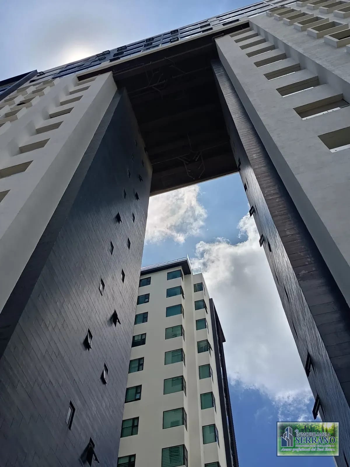 Venta de Exclusivo Apartamento | Edificio, Zona 15 Dentro de Garita Vh — Apartamento en Venta en LIV, Zona 15, Guatemala, Ciudad — foto 8 de 17