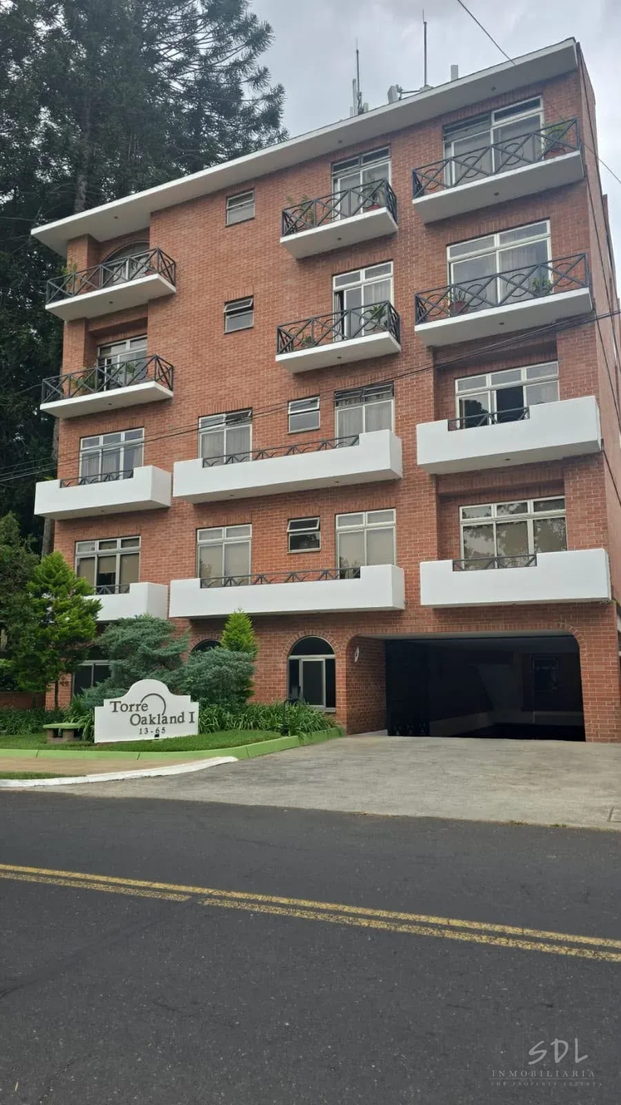 Zona 10 Oakland — Apartamento en Alquiler en Oakland I, Zona 10, Guatemala, Ciudad — foto 2 de 7