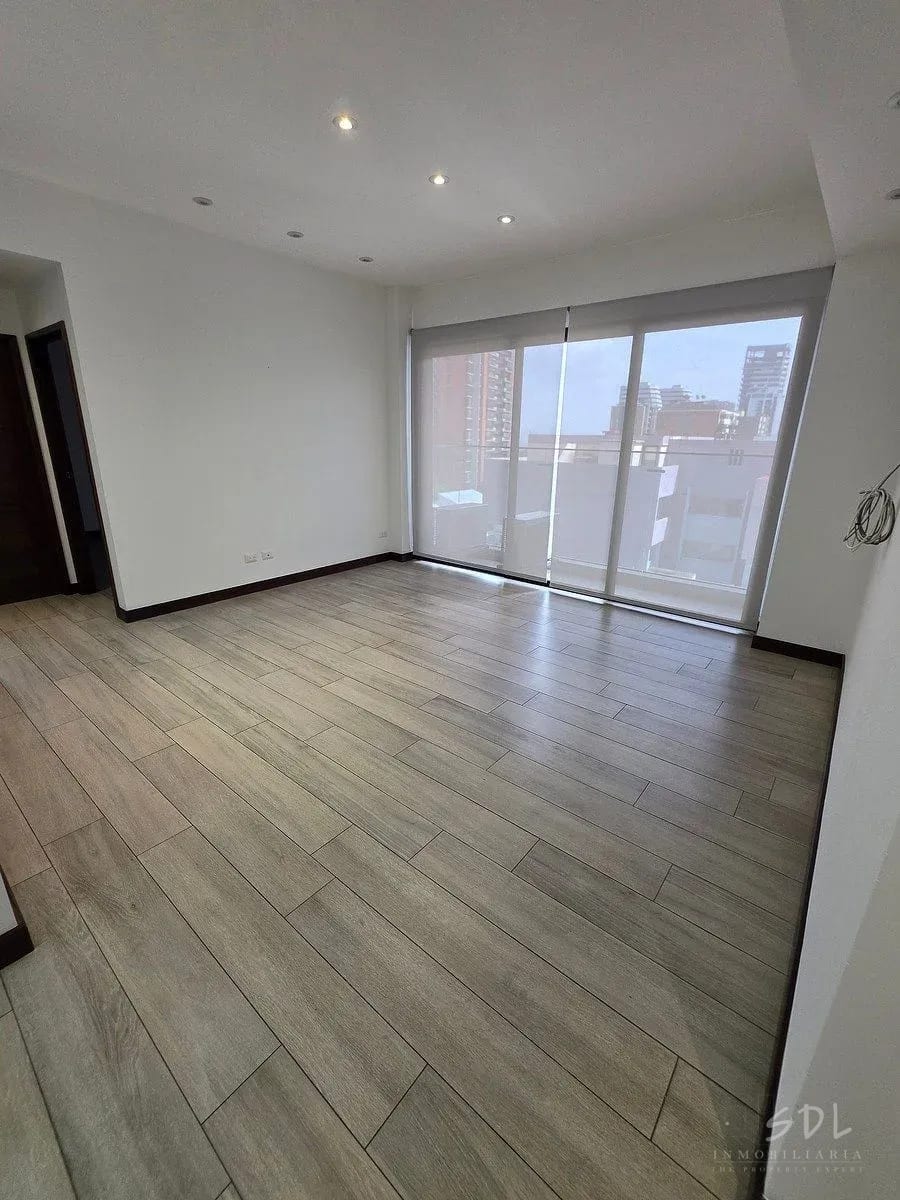 Zona 14 Novus — Apartamento en Alquiler en Novus, Zona 14, Guatemala, Ciudad — foto 1 de 10