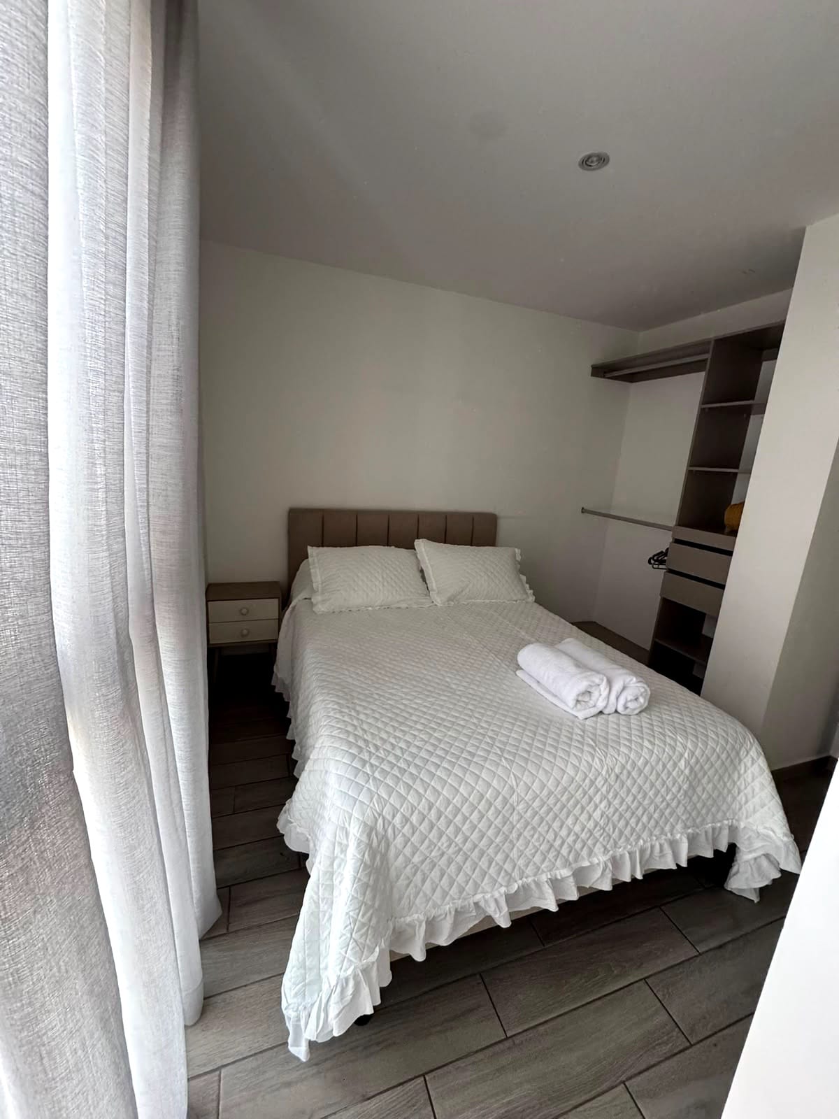 Ideal para extranjeros en zona 10 — Apartamento en Venta en Zona 10, Guatemala, Ciudad — foto 7 de 12