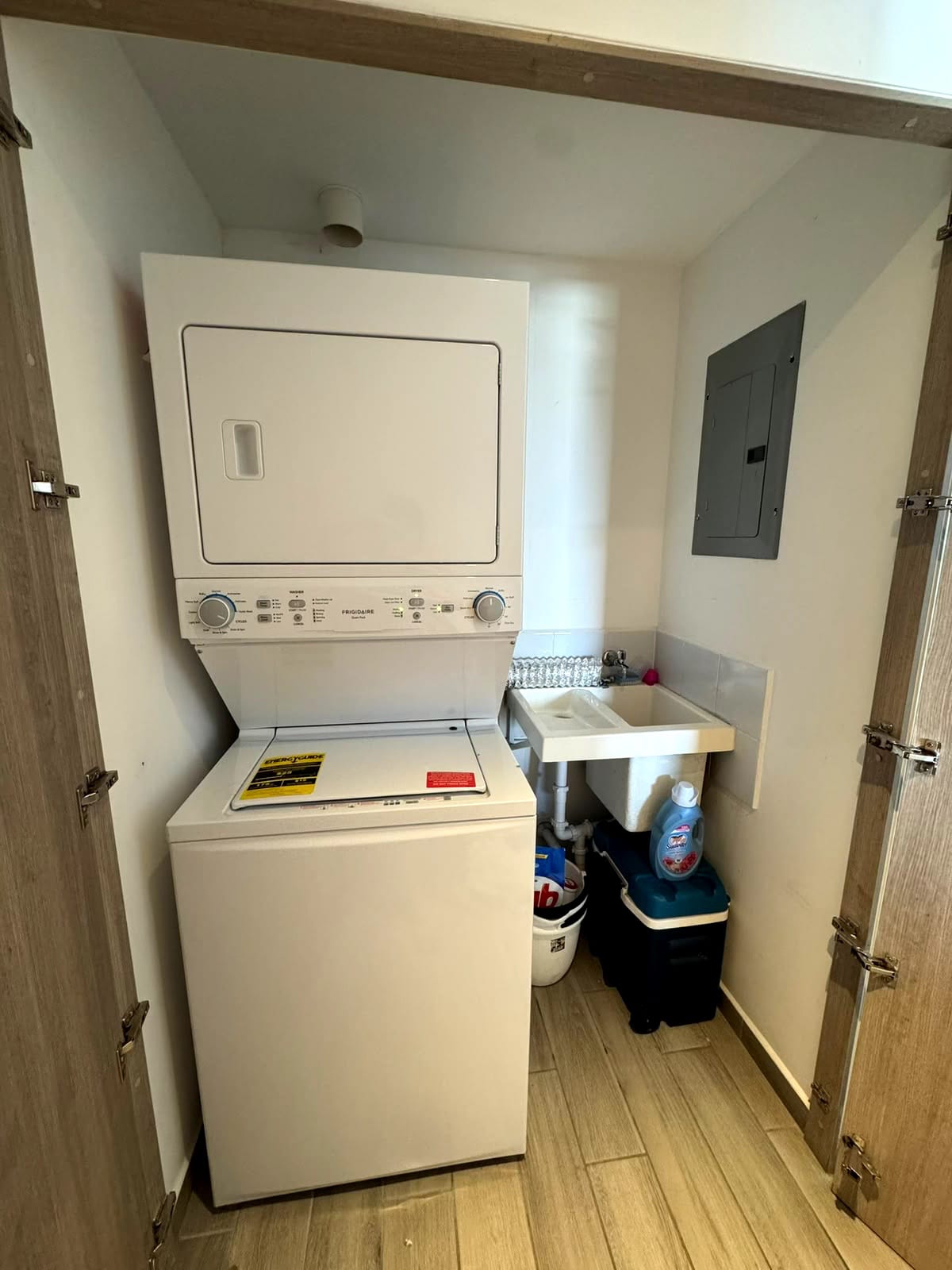 Ideal para extranjeros en zona 10 — Apartamento en Venta en Zona 10, Guatemala, Ciudad — foto 9 de 12