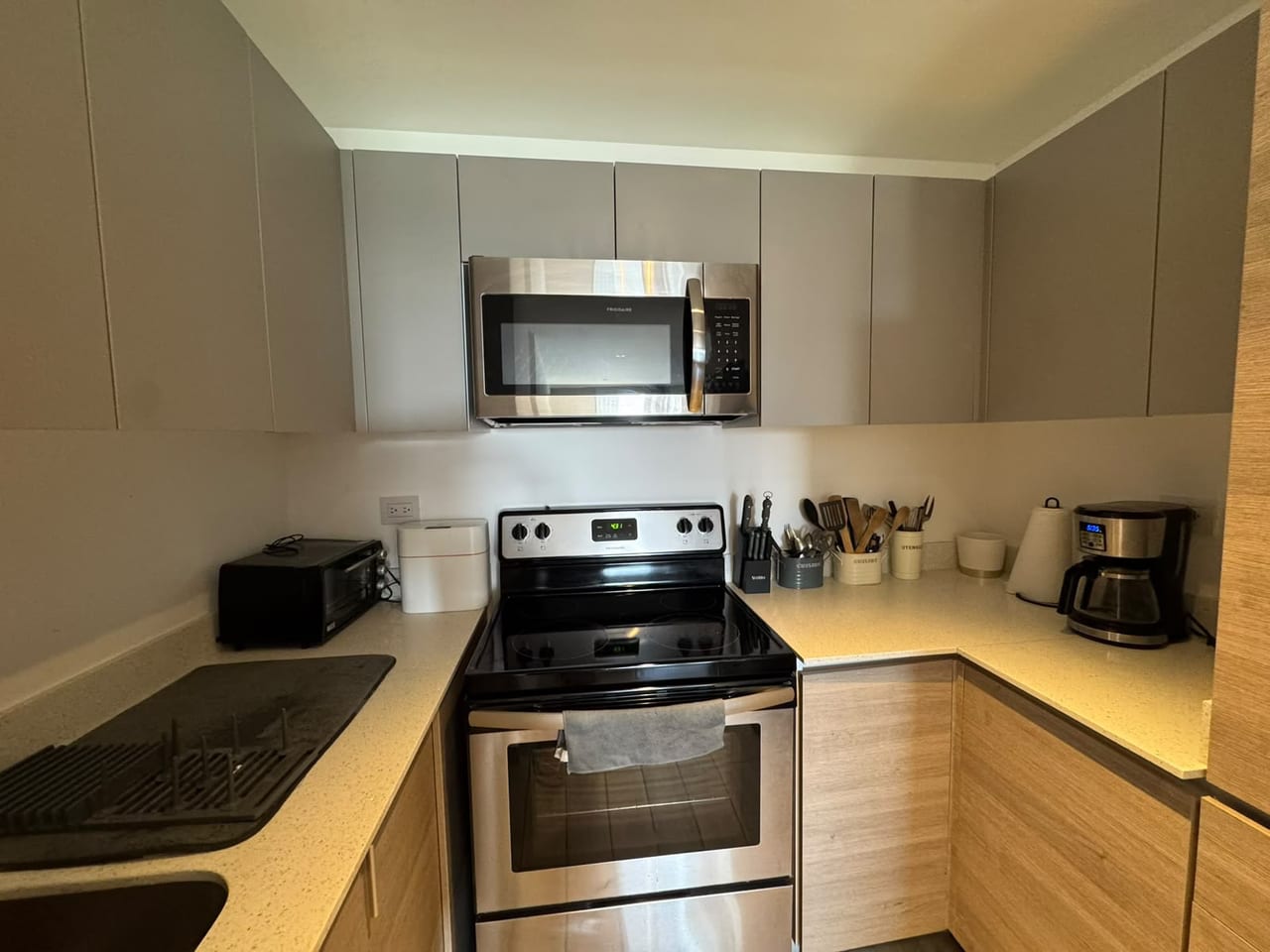 Amueblado en zona 10 — Apartamento en Alquiler en Parque 10, Zona 10, Guatemala, Ciudad — foto 5 de 12
