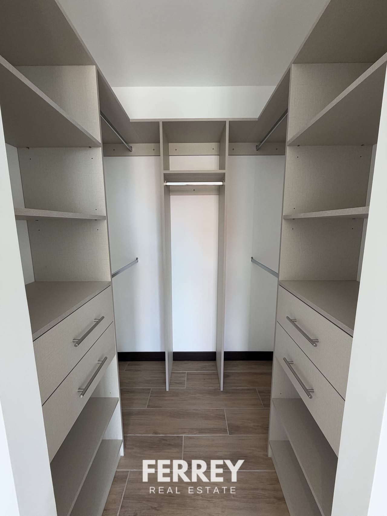 Apartamento nuevo y para estrenar, piscina y Gym! — Apartamento en Alquiler en Zona 13, Guatemala, Ciudad — foto 5 de 16