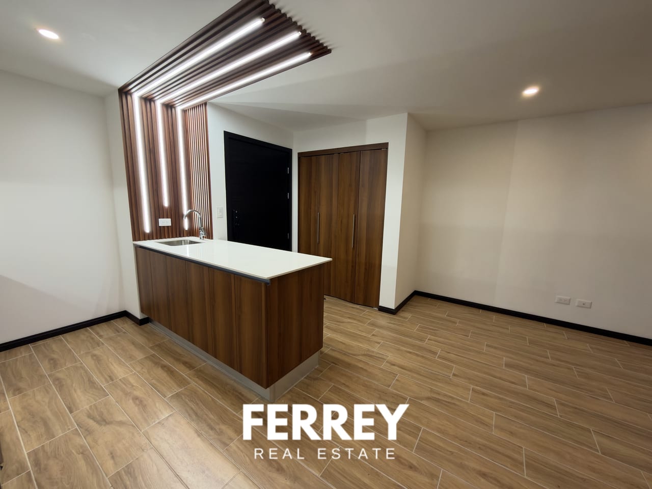 Zona 13, cerca del aeropuerto, apartamento de 2 dormitorios — Apartamento en Alquiler en Essenza, Zona 13, Guatemala, Ciudad — foto 2 de 17