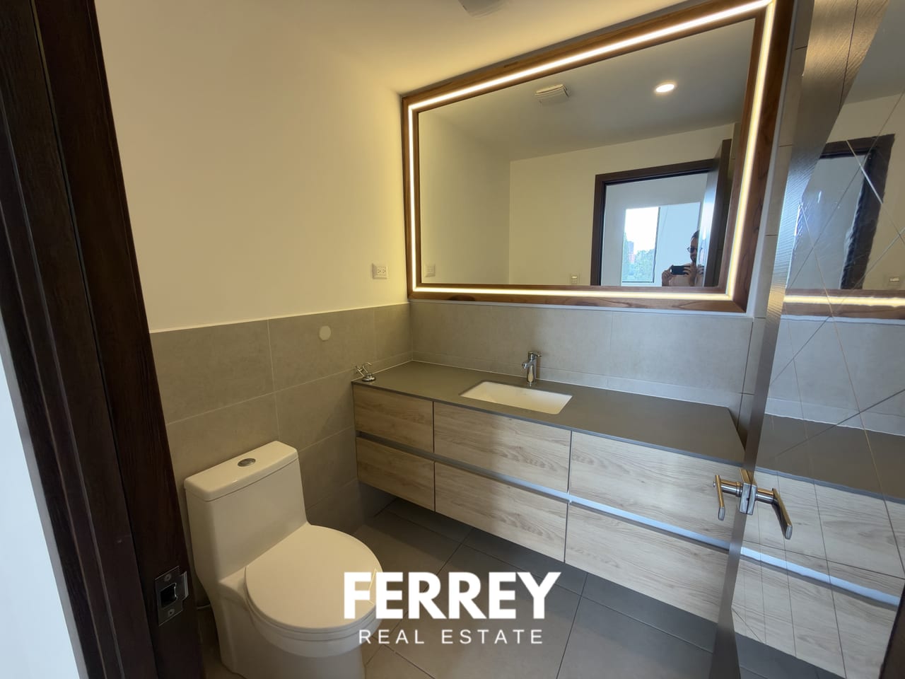 En ubicación estratégica, apartamento con vista espectacular — Apartamento en Venta en Mira, Zona 10, Guatemala, Ciudad — foto 11 de 17