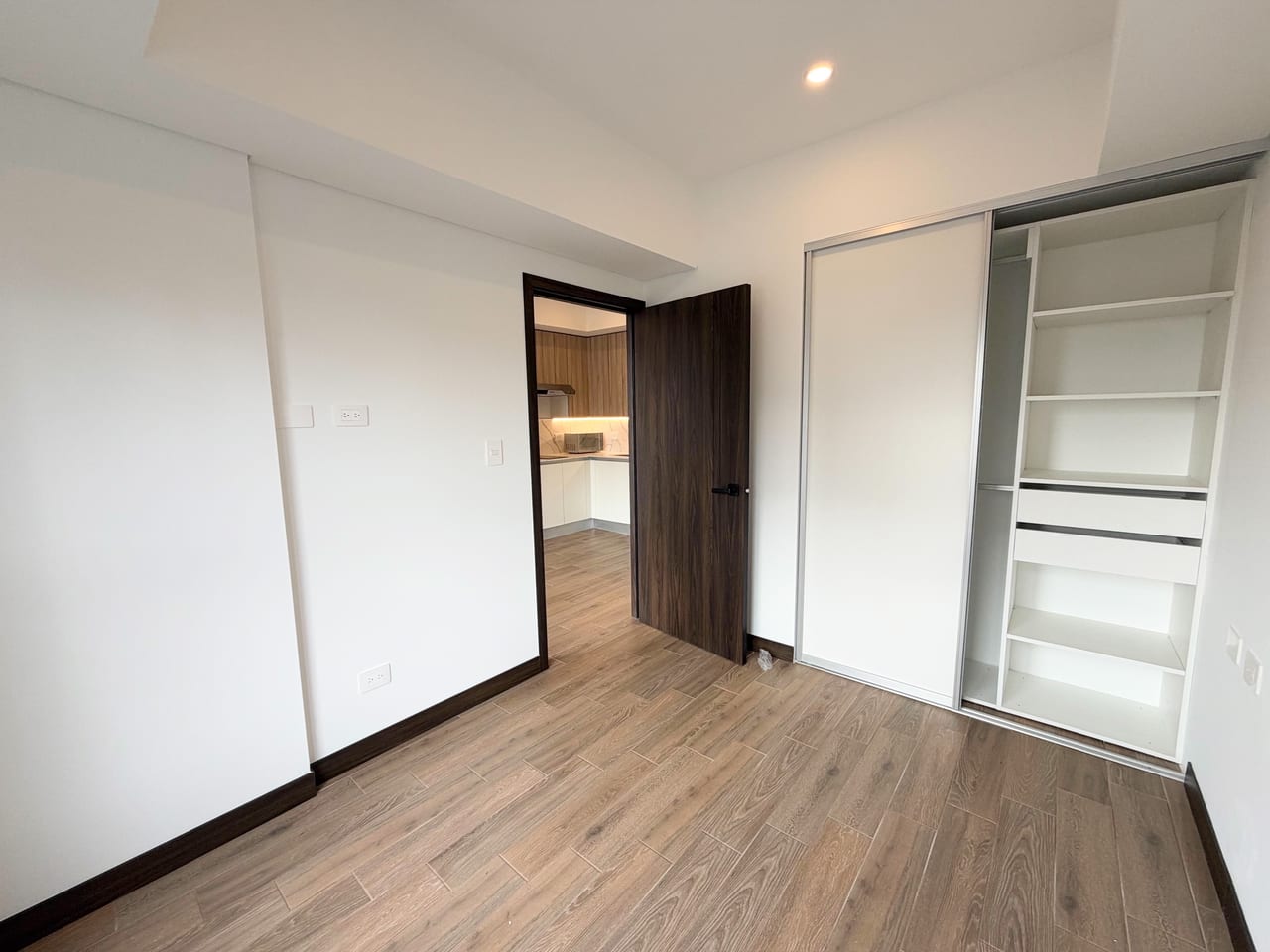 Apartamento nuevo y para estrenar — Apartamento en Venta en Zona 13, Guatemala, Ciudad — foto 12 de 14