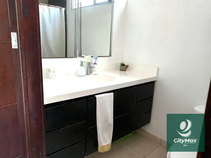 Apartamento en Vista Hermosa IV Edificio Caledonia. — Apartamento en Venta en Caledonia, Zona 16, Guatemala, Ciudad — foto 7 de 9
