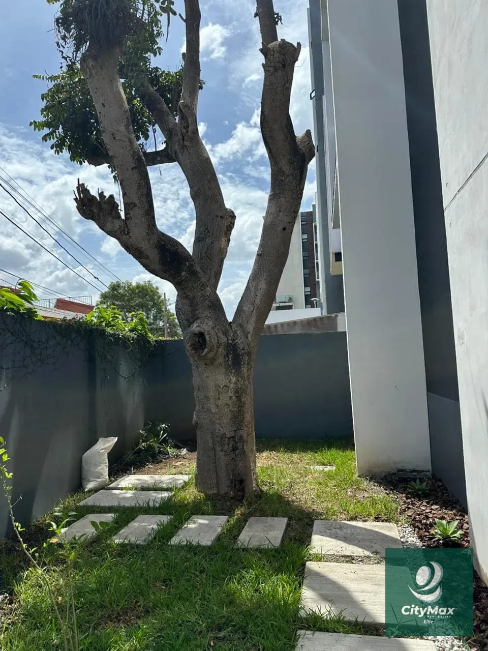 Apartamento en Renta con Área Verde - Zona 15 — Apartamento en Alquiler en Epic15, Zona 15, Guatemala, Ciudad — foto 8 de 9