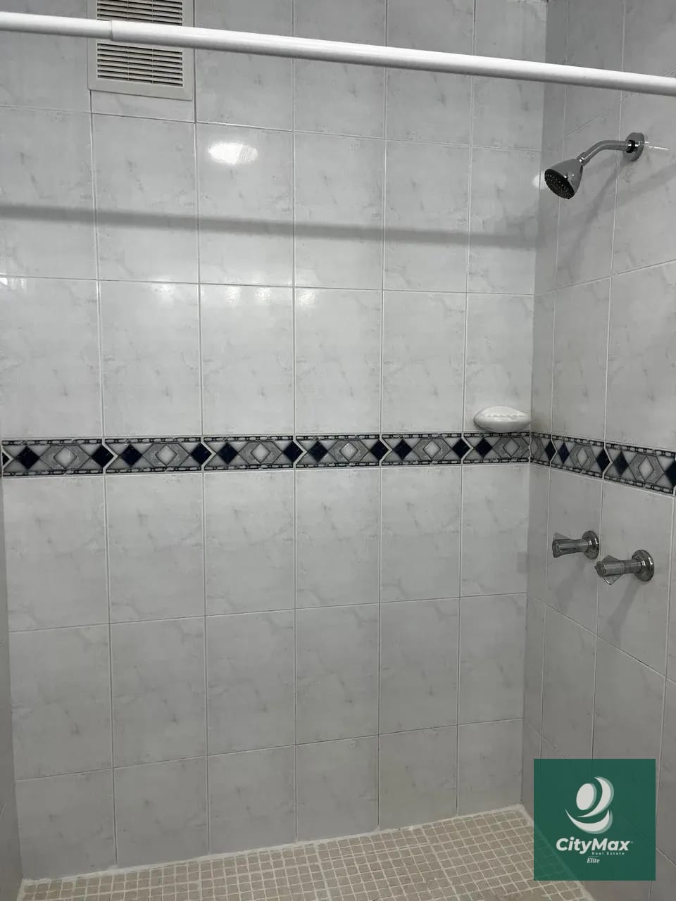 Apartamento en Venta - Zona 16 — Apartamento en Venta en La Montaña, Zona 16, Guatemala, Ciudad — foto 8 de 11