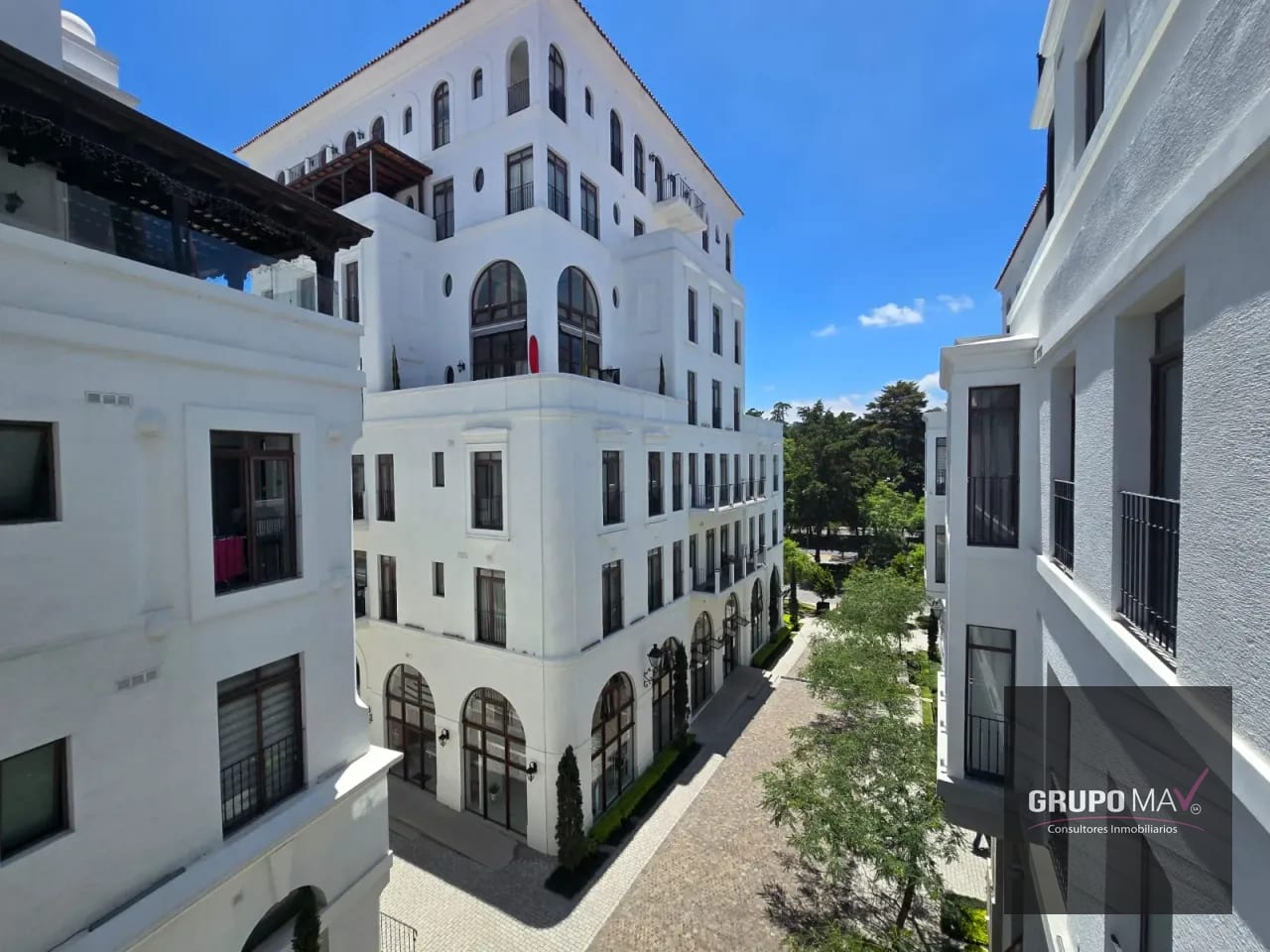 Apartamento Zona 16 Edificio Lirios II de Cayala — Apartamento en Alquiler en Lirios de Cayalá II, Zona 16, Guatemala, Ciudad — foto 1 de 11
