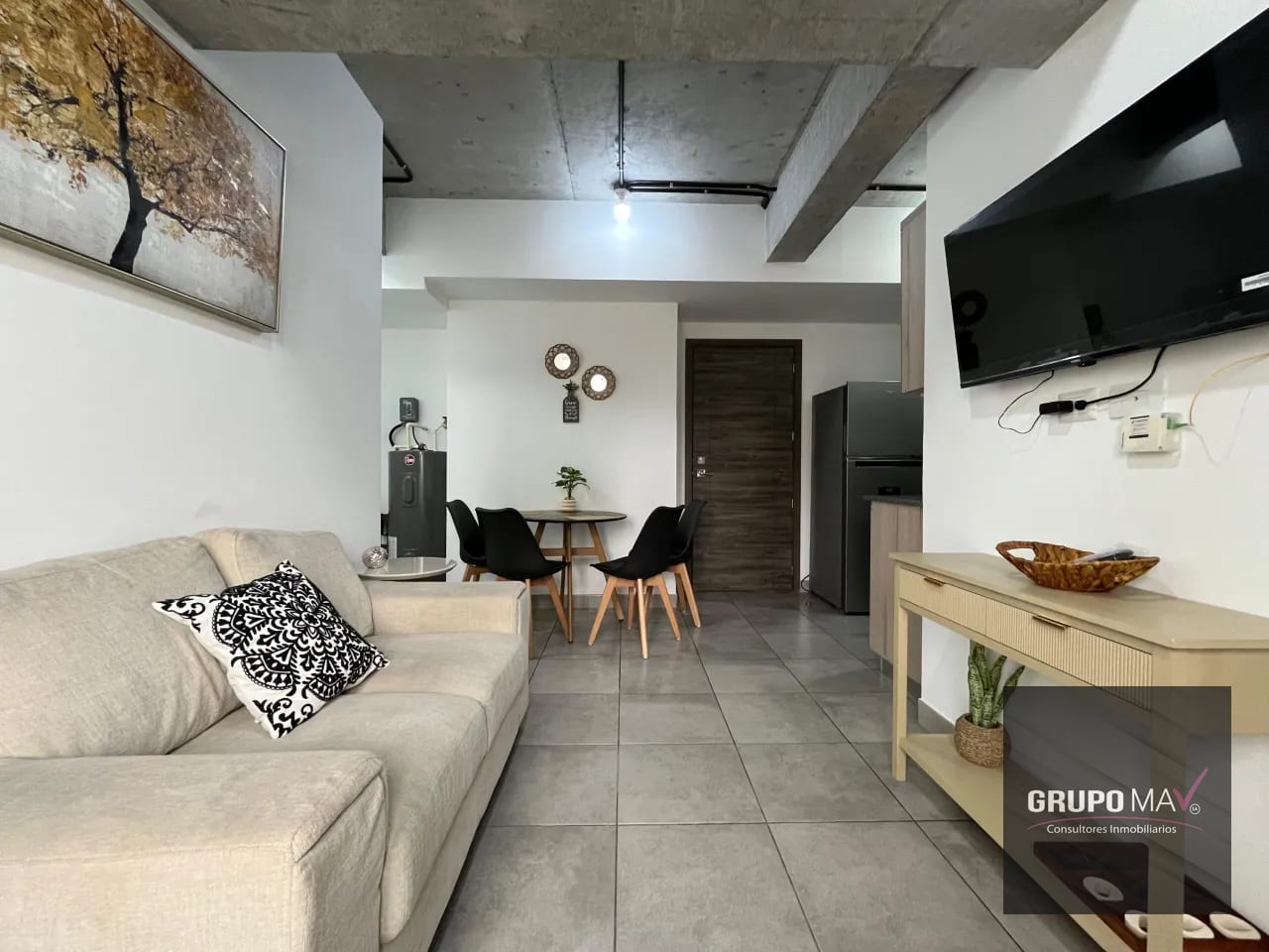 Apartamento Amueblado Zona 4 Edificio Modra — Apartamento en Alquiler en Modra, Zona 4, Guatemala, Ciudad — foto 2 de 11