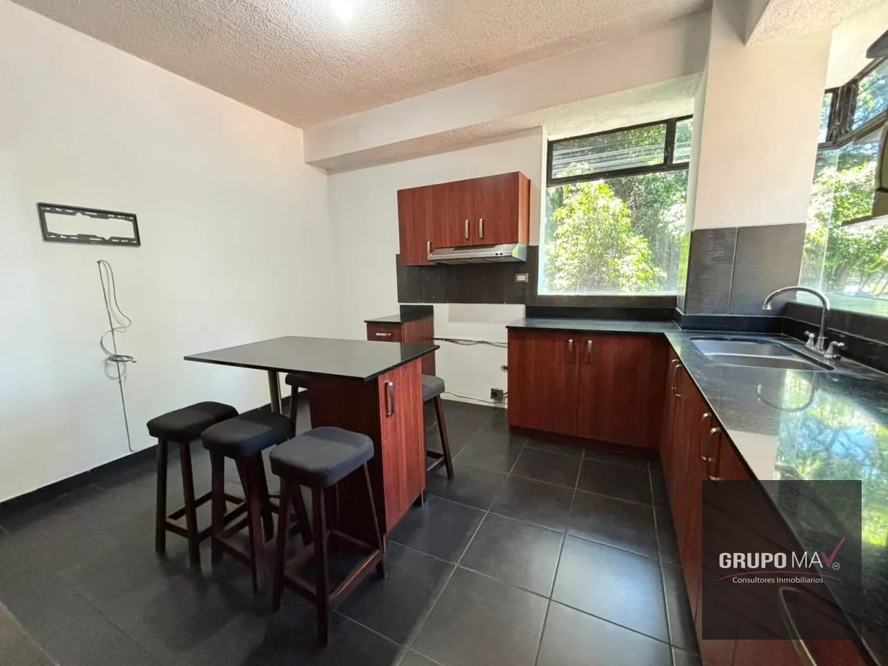 Apartamento Zona 4 Residenciales el Puente — Apartamento en Alquiler en Residenciales El Puente, Zona 4, Guatemala, Ciudad — foto 2 de 10