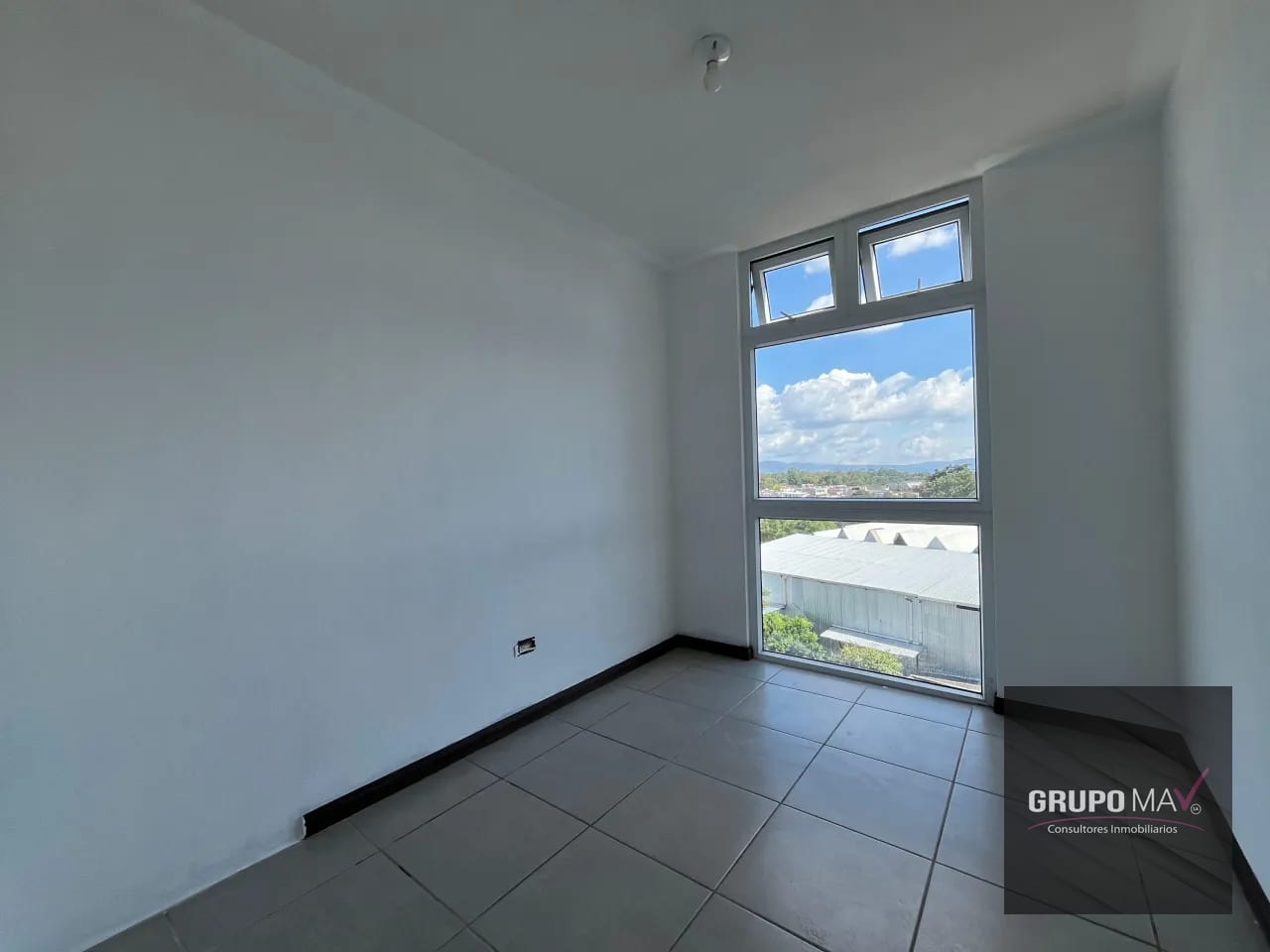 Apartamento Amueblado Edificio Akari Mixco Zona 2 — Apartamento en Alquiler en Akari, Zona 2 Mixco, Guatemala, Ciudad — foto 7 de 8