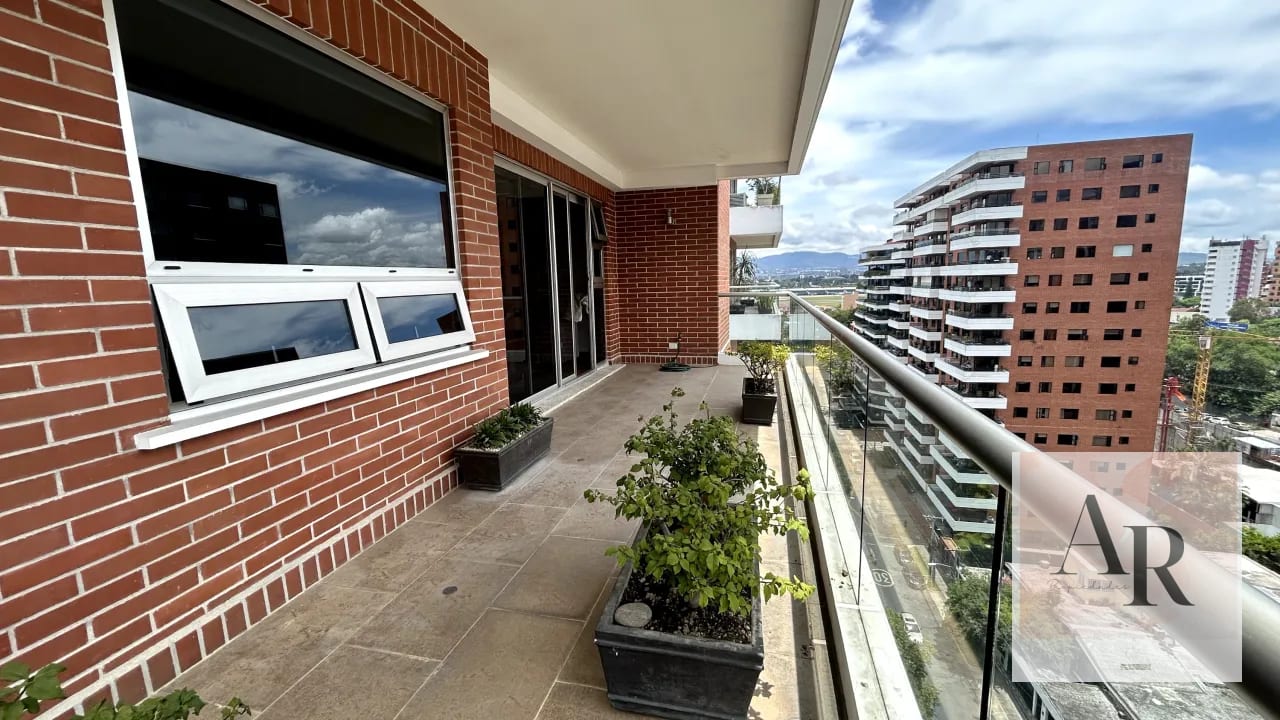 Espectacular apartamento en venta sen zona 14 — Apartamento en Venta en Akoya, Zona 14, Guatemala, Ciudad — foto 7 de 14