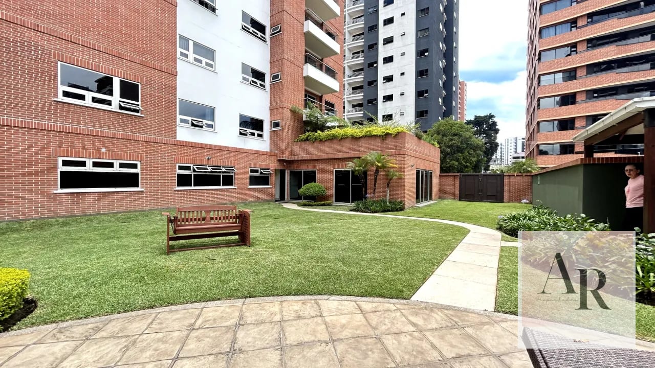 Espectacular apartamento en venta sen zona 14 — Apartamento en Venta en Akoya, Zona 14, Guatemala, Ciudad — foto 12 de 14