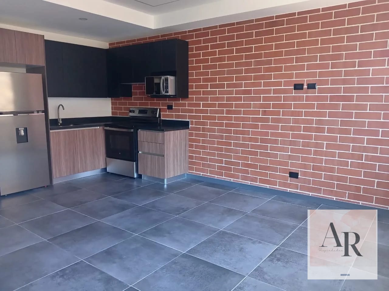 Apartamento en renta para estrenar en zona 10 — Apartamento en Alquiler en Zona 10, Guatemala, Ciudad — foto 1 de 9