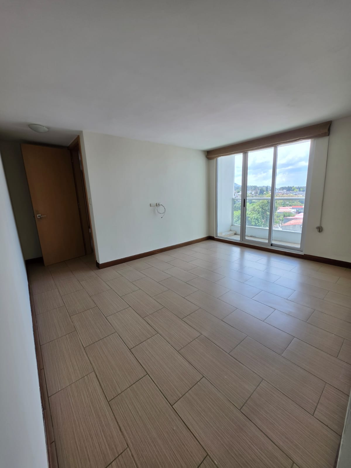 Apto en Renta en Condado La Villa zona 14 — Apartamento en Alquiler en Condado La Villa, Zona 14, Guatemala, Ciudad — foto 3 de 16