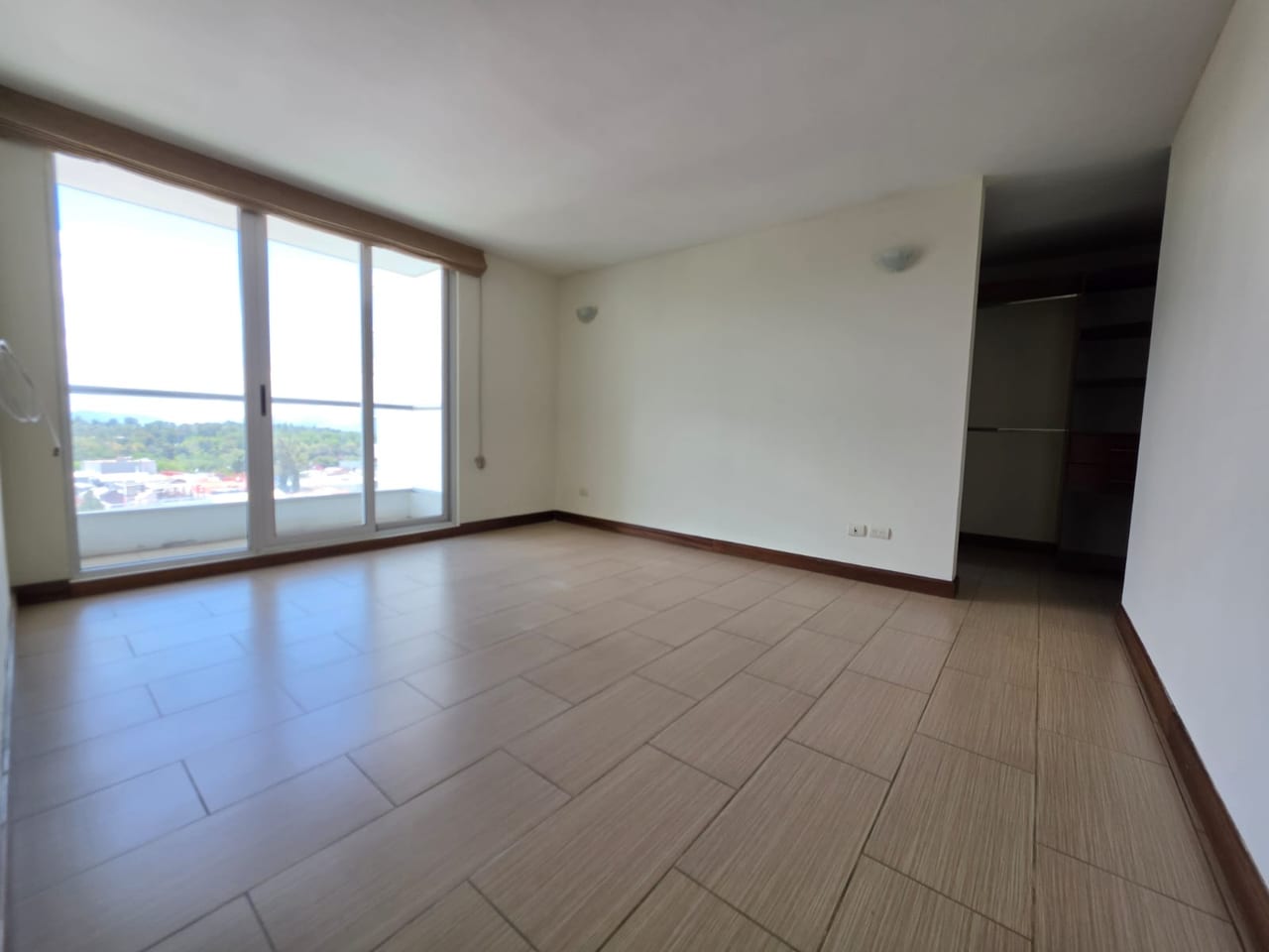 Apto en Renta en Condado La Villa zona 14 — Apartamento en Alquiler en Condado La Villa, Zona 14, Guatemala, Ciudad — foto 6 de 16