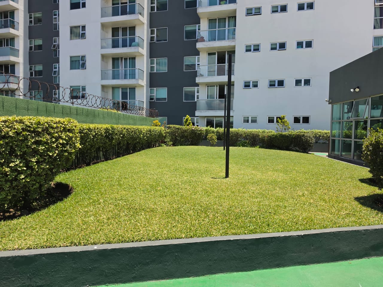Apto en Renta en Condado La Villa zona 14 — Apartamento en Alquiler en Condado La Villa, Zona 14, Guatemala, Ciudad — foto 14 de 16