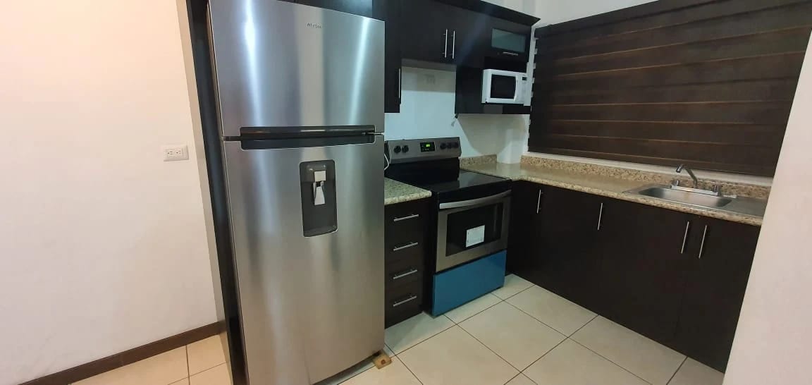 Apartamento amueblado en Zona 11 — Apartamento en Alquiler en Zona 11, Guatemala, Ciudad — foto 5 de 10