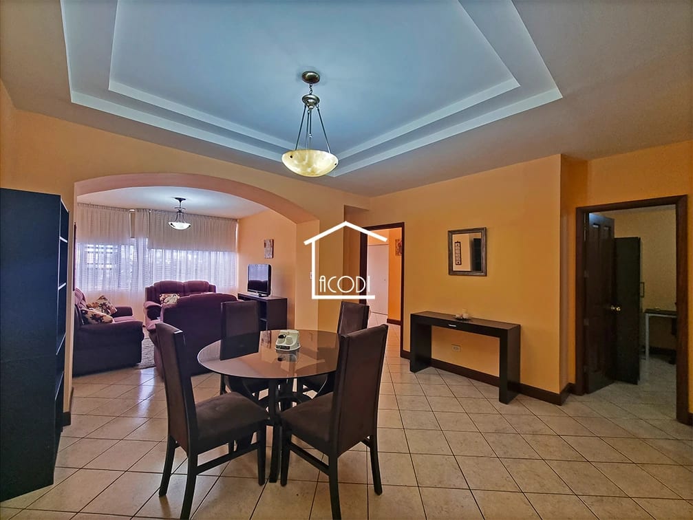Apartamento amueblado en zona 10 — Apartamento en Alquiler en Zona 10, Guatemala, Ciudad — foto 1 de 9