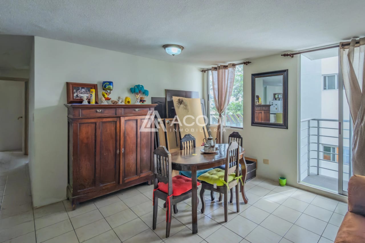Apartamento en Zona 17 - Image 2
