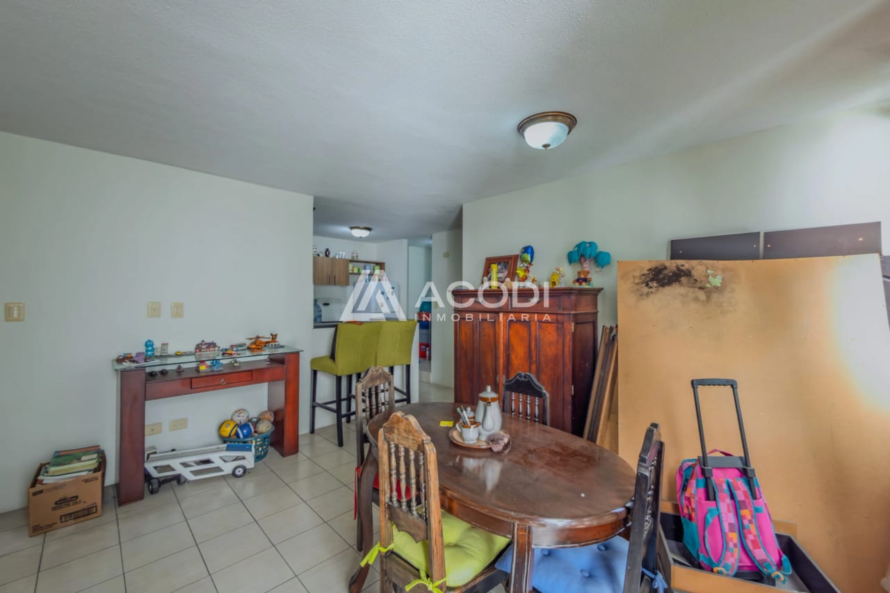 Apartamento en Zona 17 - Image 3